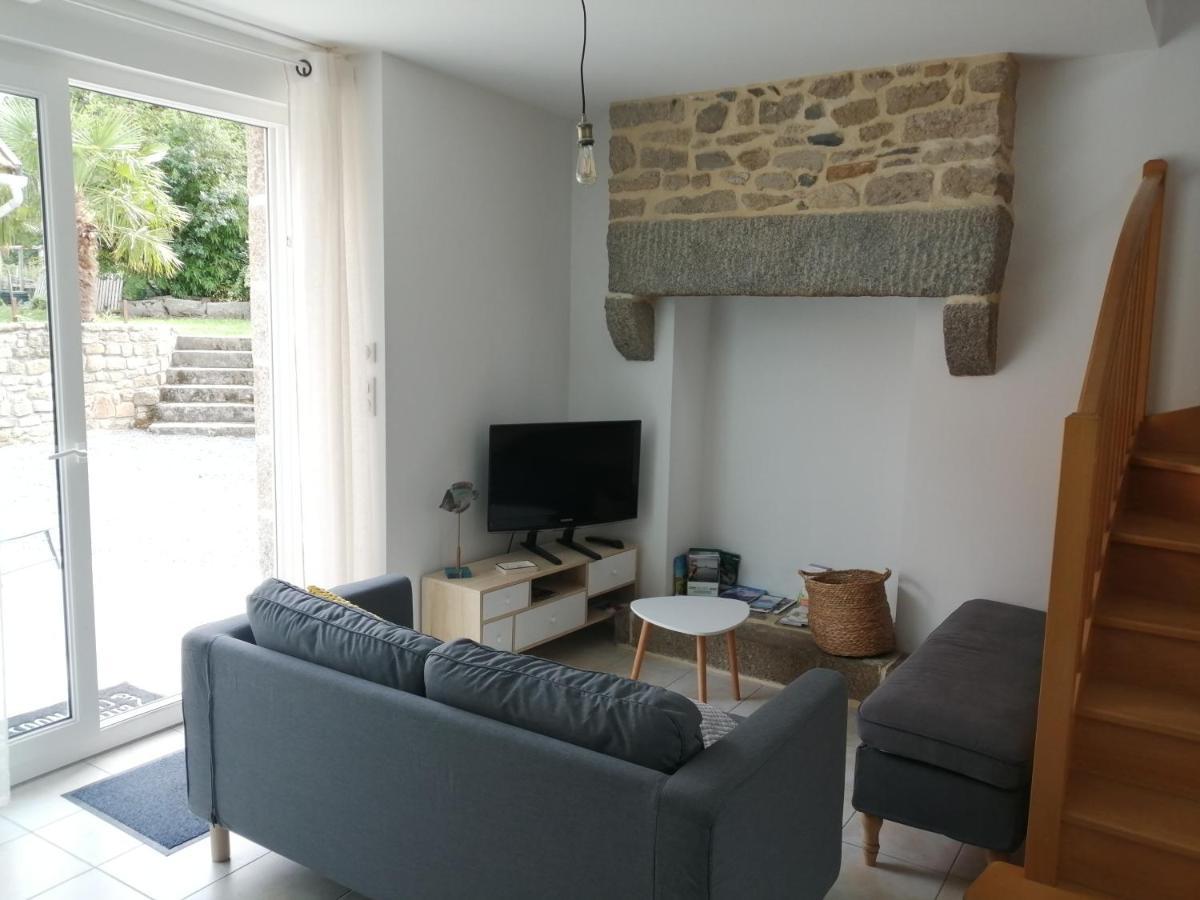 Maison Jullouville Au Calme Bagian luar foto